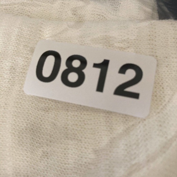 Chicos Sweater‎ Womens Size Large Short Sleeve Lightweight White Semi Sheer - Picture 10 of 10